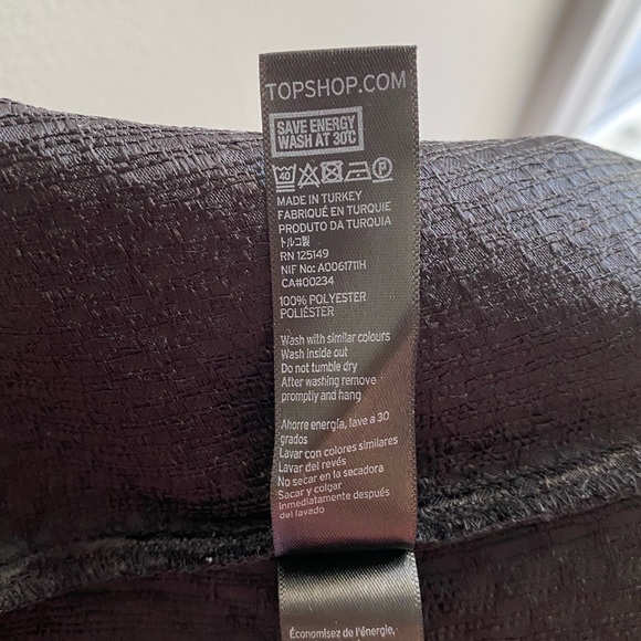 Topshop Snake Print Faux Wrap Mini Skirt. Size 6. Black Colour. - Picture 7 of 9